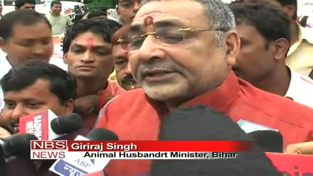 Watch On his birthday, Modi gets wishes for being next PM Video