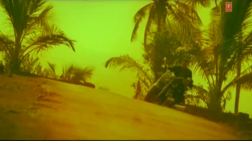 Watch Tez Dhar - Bol Kahan Chupega (Slow) - Musafir Movie Ft. Sanjay Dutt Video
