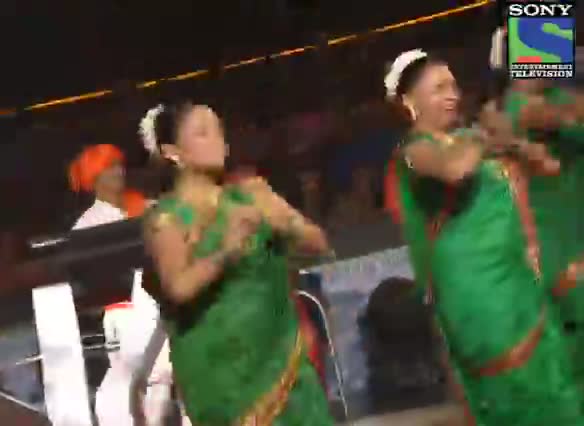 Watch KBC 2012 - Season 6 - Episode 7 - AB Special - An unforgettable devotional dance performance - 21st Sept 2012 Video