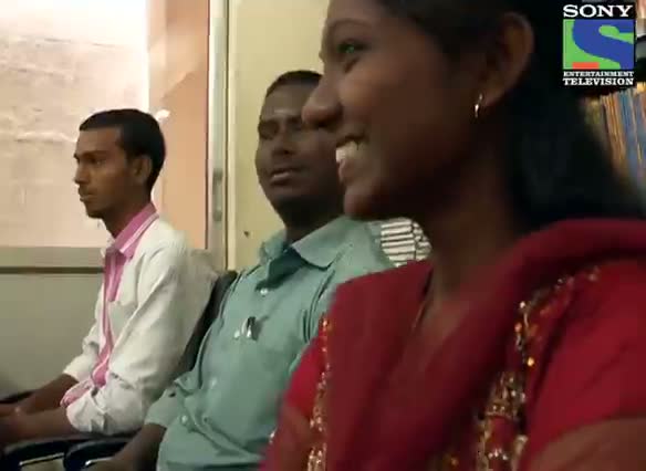 Watch KBC 2012 - Season 6 - Episode 6 - Contestant Journey - Vineet Kumar loves to interact with people - 16th Sept 2012 Video