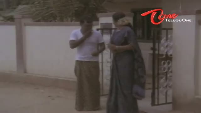 Watch Samsarala Mechanic Movie Scene - Sri Lakshmi Borrows Cigar For Her Husband - Telugu Cinema Movies Video