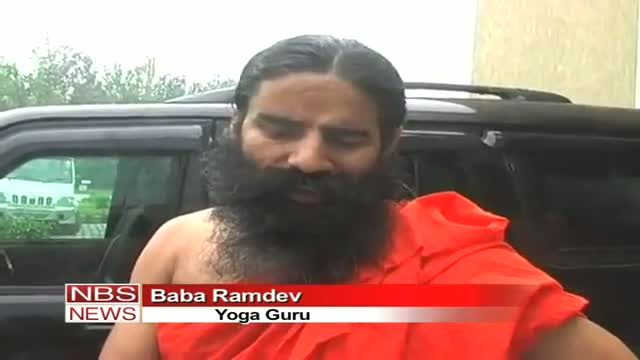 Watch Baba Ramdev keeps mum over coalition with Anna Video