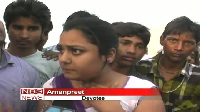 Watch Stampede at Radha Rani Temple of Barsana, Mathura, 2 women dead Video