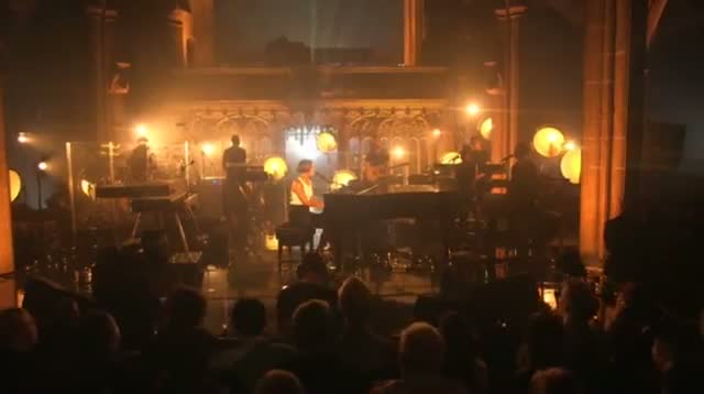 Watch Alicia Keys Sings to the Heavens Video