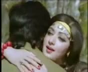 Watch Kya Khoob Lagti Ho - Dharmatma (1975) - Mukesh & Kanchan Video