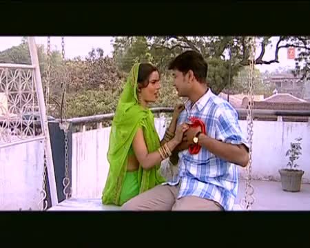 Watch Piyava Jaat Bada Police ke - Full Bhojpuri Video Song - From Movie Gaadi No.11 Video
