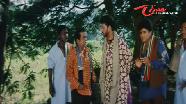 Watch Telugu Comedy Scene From Samsarala Mechanic - Brahmi Gang Prayers Before Bomb Attack - Telugu Cinema Movies Video