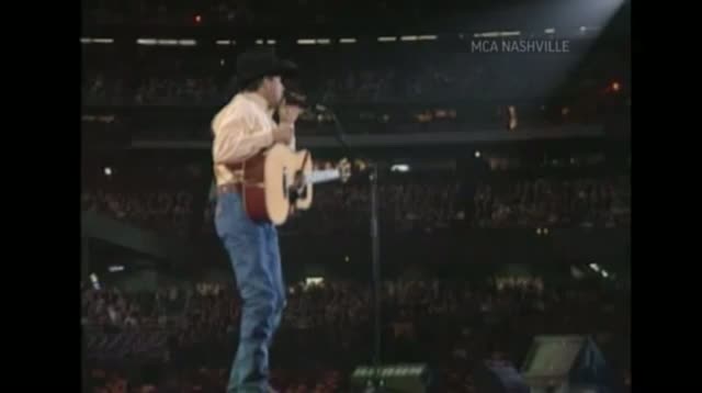 Watch George Strait to Launch a 2-year Victory Lap Video