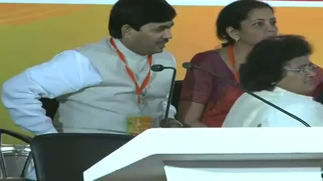 Watch Nitin Gadkari gets second term as BJP president Video