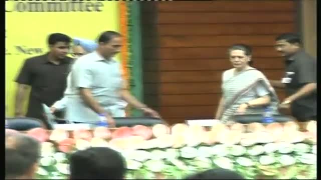 Watch Congress taking extra care not to repeat 'maut ka saudagar' blunder Video