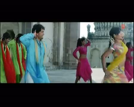Watch Cham Cham Chamkela - Full Bhojpuri Video Song - From the movie Nirahuaa No.1 Video
