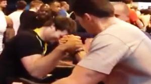 Watch  Arm-Wrestler Will Never Succeed Video