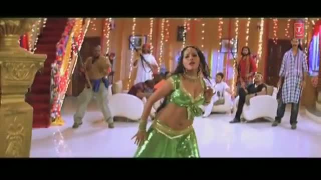 Watch Karela chit khake Shilajit - Hot item Dance Video)Feat.Hot & $exy Seema Singh - Censor rejected Video