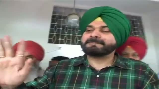 Watch People at Amritsar not happy with Sidhu entering Big Boss Video