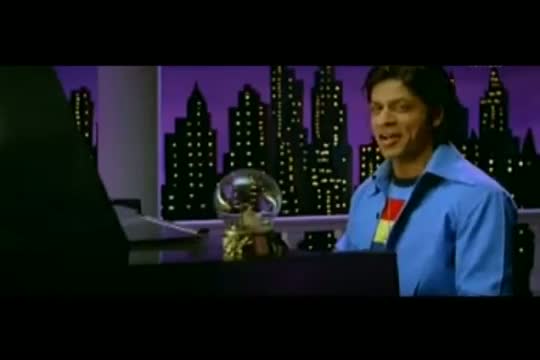 Watch With whom SRK shares sizzling chemistry Video