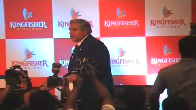 Watch Kingfisher airline CEO to hold meeting with workers Video