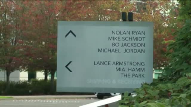 Watch Armstrong Out As Livestrong Head, Loses Sponsors Video