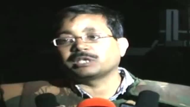 Watch AMU students clash with forces Video