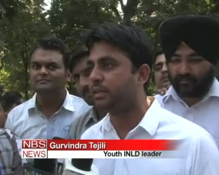 Watch INLD burns Rahul Gandhi's effigy in Yamuna Nagar Video