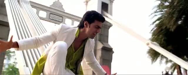 Watch Mon toke dilam - Bengali Official Video Song - From Movie "ROMEO" Video