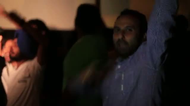 Watch Burrraahh Premiere At Fun Cinemas Chandigarh with Yuvraj Hans and Harish Verma Video