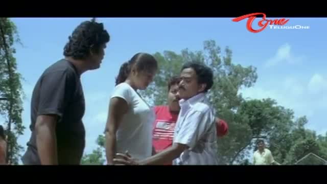 Watch Telugu Comedy Scene From Malle Puvvu Movie - Venumadhav Kisses SomeOne's Lover - Telugu Cinema Movies Video