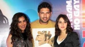 Watch Yuvaraj Singh & Preity Zinta at Sophie Choudry's Album Launch Video