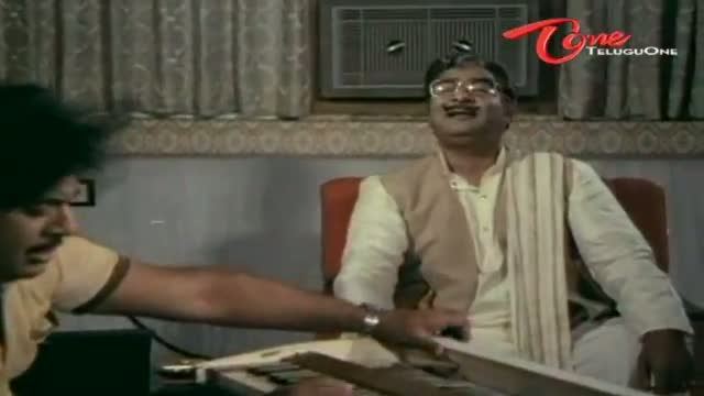 Watch Telugu Comedy Scene From Muggurammaila Mogudu Movie - Chandra Mohan Sings A Song To Impress Kaikala Satyanarayana - Telugu Cinema Movies Video