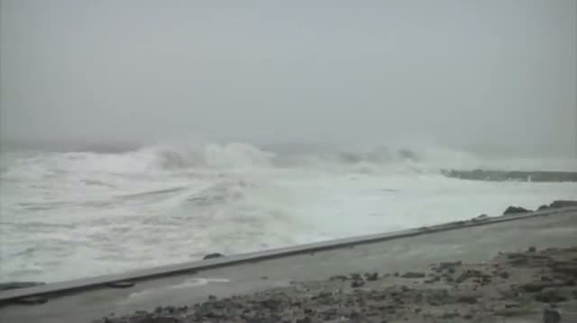 Watch Raw - Homes in NJ Flooded, Destroyed by Sandy Video