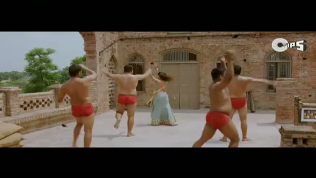 Watch Mini Training Chaudhary's Men Pehalwaans - Tere Naal Love Ho Gaya Movie Scene Video
