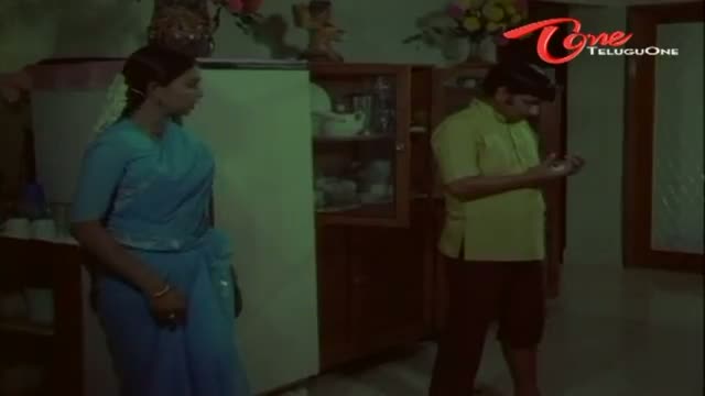Watch Telugu Comedy Scene From Muggurammaila Mogudu Movie - Chandra Mohan Hilarious Dialogues With Hot Beauty - Telugu Cinema Movies Video