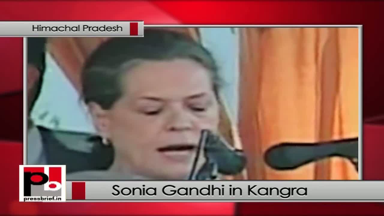 Watch Sonia Gandhi in Kangra campaigns for Congress, takes on BJP Video