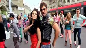 Watch 100% LOVE Title Song - Bengali Movie "100% Love" (2012) Video