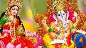 Watch Diwali Pooja Vidhi - Shree Lakshmi Poojan Deepawali Poojan Video