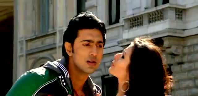Watch Thoda sa kar le romance - Bengali Official Video Song - From Movie "PAGLU" Video