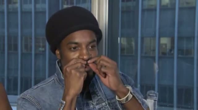 Watch Andre 3000 on Playing Jimi Hendrix Video