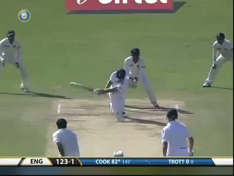 Watch Alastair Cook - 21st Test 100-INDIA vs ENGLAND 1st Test Day 4 Video