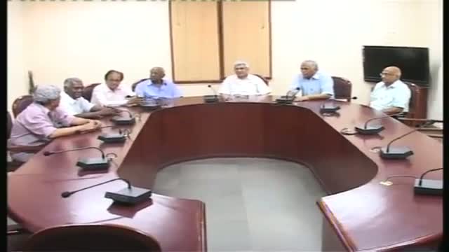 Watch No problem if CPIM moves motion against FDI Mamata Video