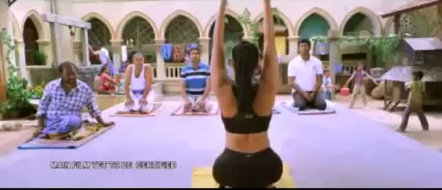 Watch Madha Gaja Raja Trailer - Tamil Movie Video