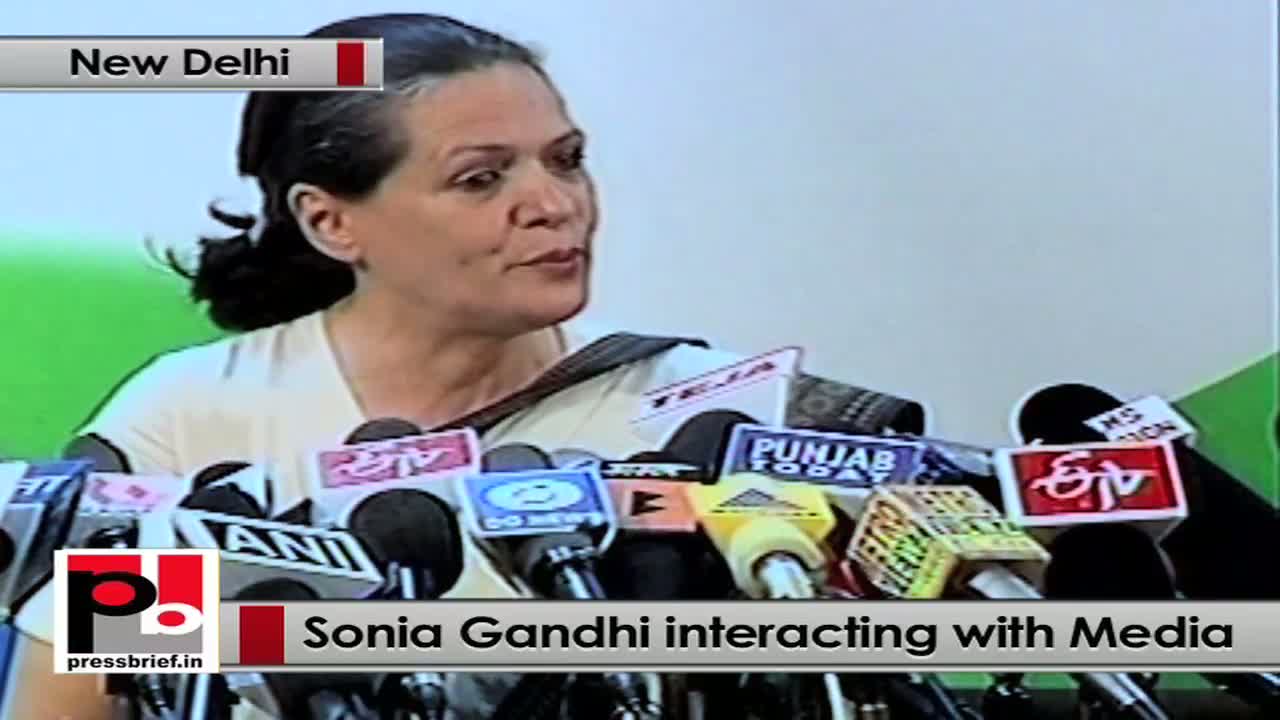 Watch Sonia GandhiÃ¢â‚¬â„¢s press-meet after the Congress victory in the last Ls polls  Video