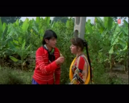 Watch Comedy scene from bhojpuri movie "Kangna Kahe pyar Ke Angna" Video