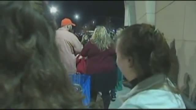 Watch Raw: Black Friday Shoppers in South Carolina Video