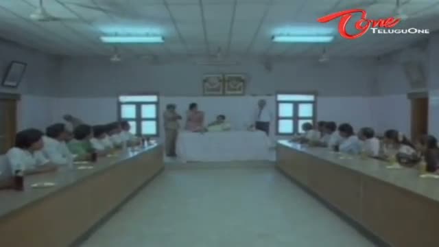 Watch Telugu Comedy Scene From Edurinti Mogudu Pakkinti Pellam Movie - Y Vijaya Hilarious Mistakes While Speaking Telugu - Telugu Cinema Movies Video