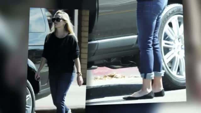 Watch Reese Witherspoon Debuts Post-Baby Figure Video
