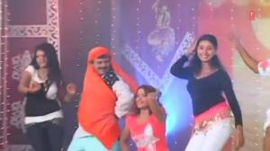 Watch Lavanda Rest Maarata (Bhojpuri Video Song) - From Movie "Mat Bujha Tu Nadaan" Video