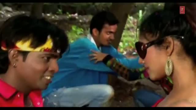 Watch Garda Udwa Debu (Bhojpuri Video Song) From Movie "Bhojpuriya Majdoor" Video