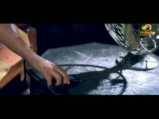 Watch Lakshyam Comedy Scenes - Brahmanandam beaten up by some goons - Mirchi Anushka, Gopichand - Telugu Cinema Movies Video