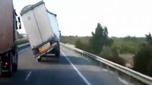 Watch Truck VS Wind Amazing Footage Video