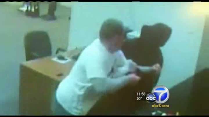 Watch Gold Store Clerk Knocks Out Robber With One Punch Video