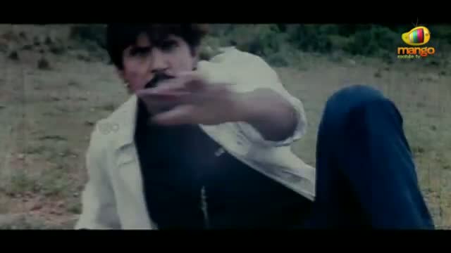 Watch Vasthad Telugu Movie Scenes - Thriller Manju fighting the smugglers - Telugu Cinema Movies Video